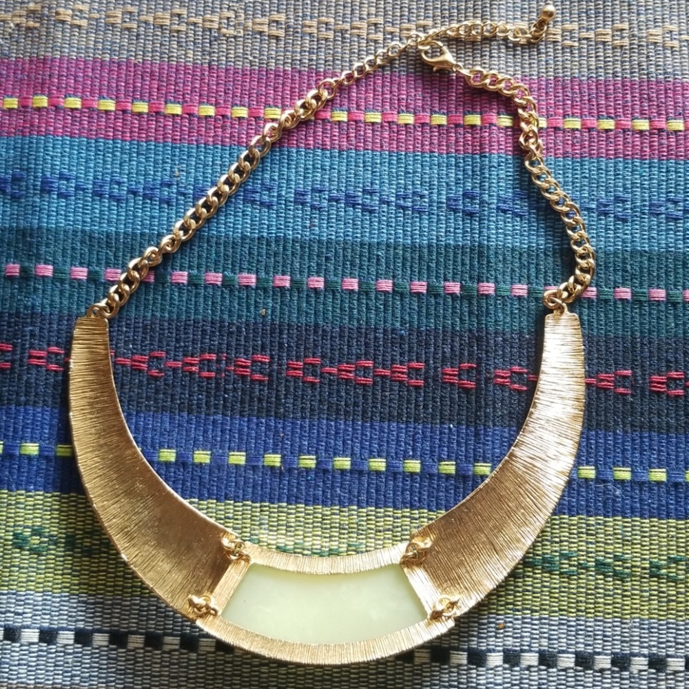 Statement Necklace - Picture 2 of 3